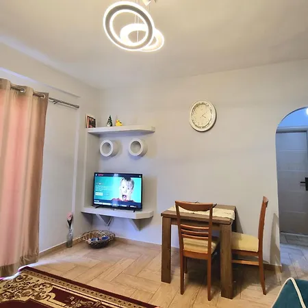 Apartment Lea Apartament