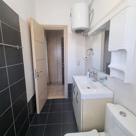Lea Apartament Apartment *